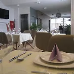 מלון Vip